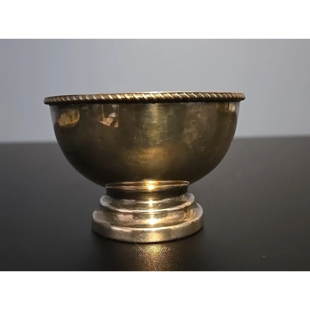 Vintage EP On Copper England Silverplate Footed Trophy Bowl‎ 3.5